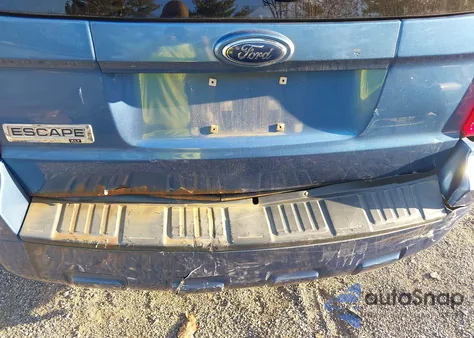 2009 Ford Escape Xlt from USA, damaged, VIN 1FMCU03789KC81133